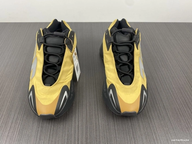 Yeezy 700 Flux' MNVN GZ0717 'Honey Boost 0730